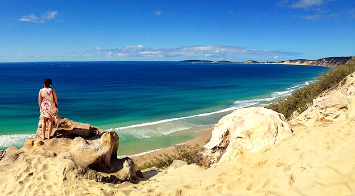 A Family Day out to visit Carlo Sandblow & see the Rainbow Beach Coloured Sands