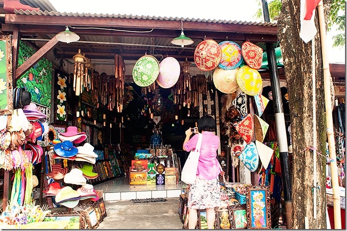 Tanah-Lot-Temple-Wanderlust-Storytellers-7