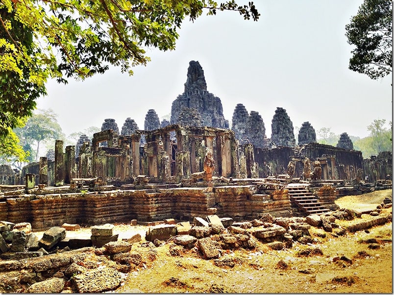 Banyon Temple with Kids 3