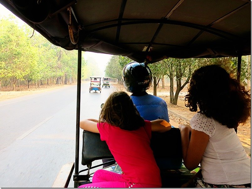 Tuk-Tuk-to-Angkor-Wat-with-Kids