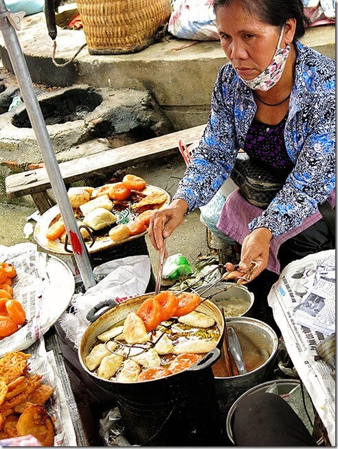 Bac Ha Markets - Cooking Food