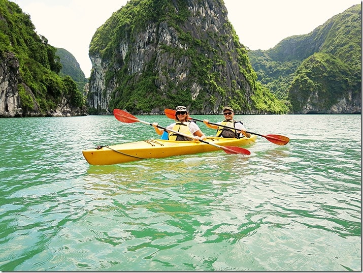 halong bay kayaking 