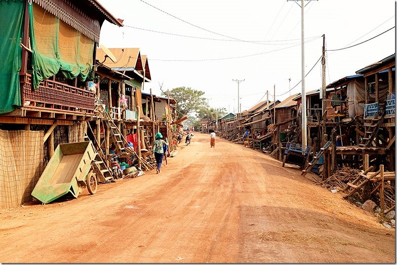 Responsible Travel Kampong Khleang Floating Fishing Village on Tonle Sap