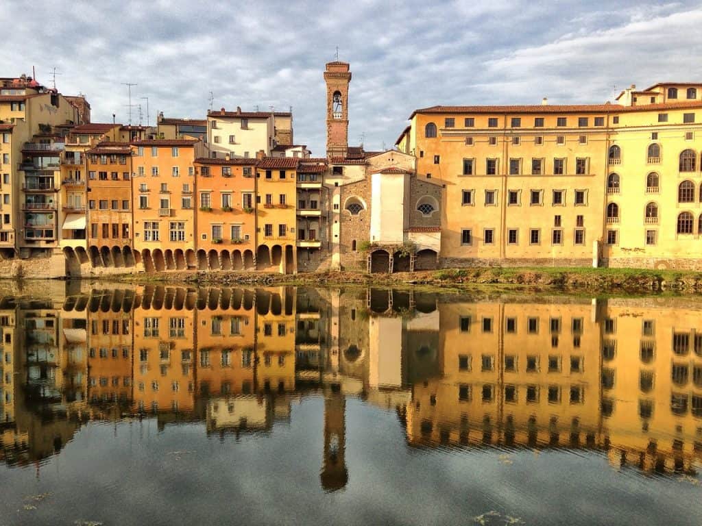 View the River Arno and the city of  Florence in Italy