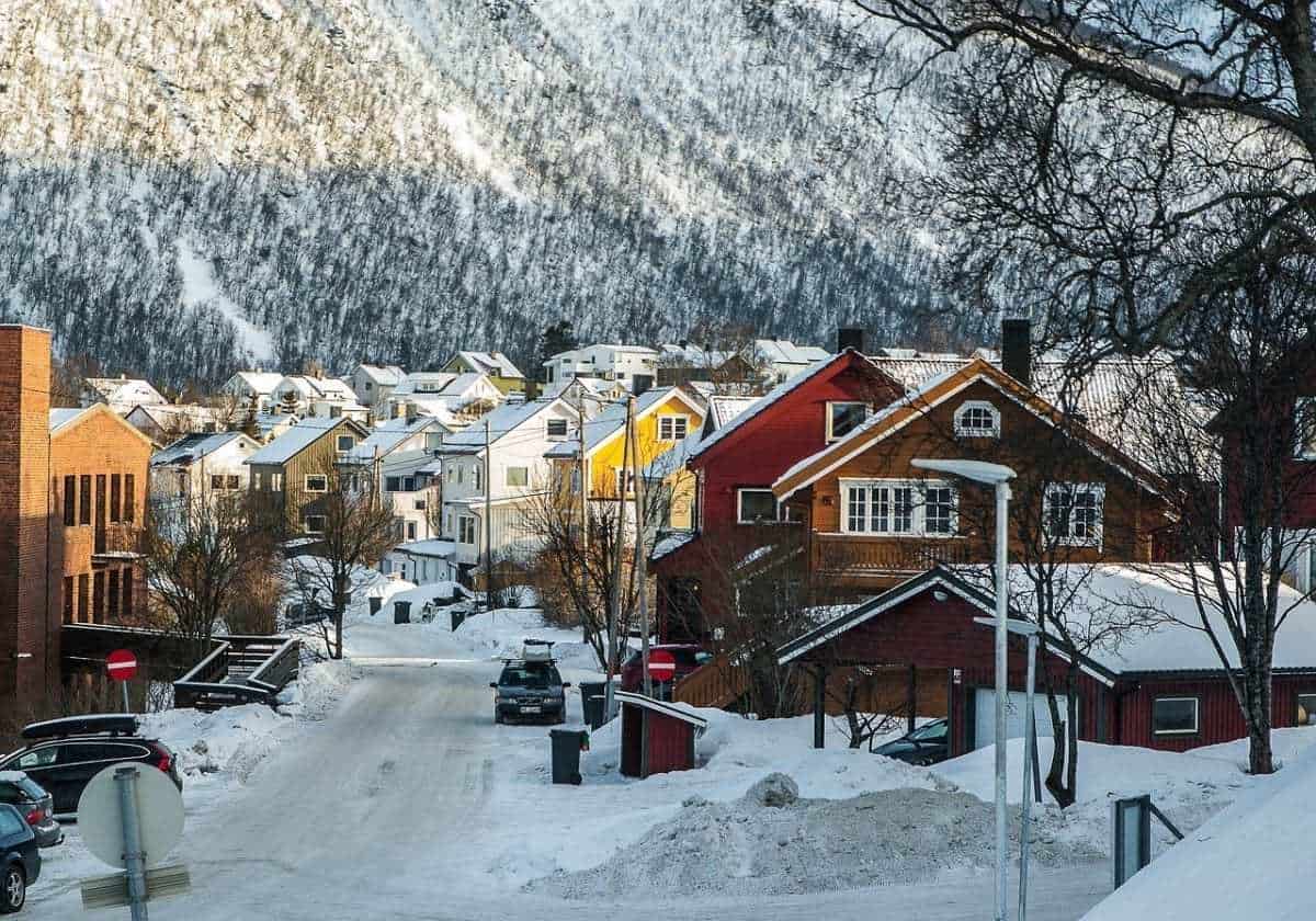 Worlds Top 15 Best Christmas Vacations for Families