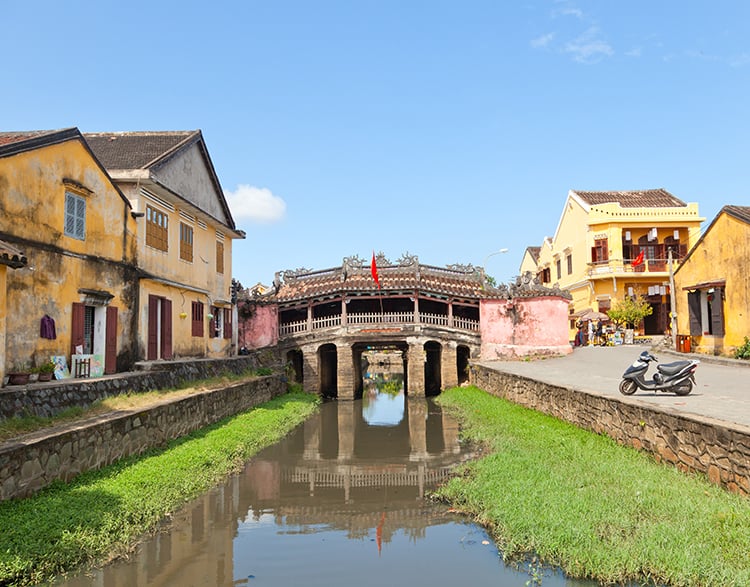 How to get from Da Nang to Hoi An