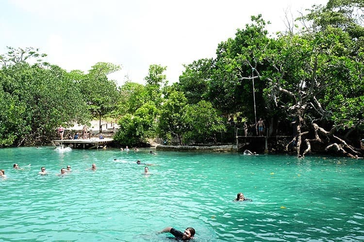 Opposite side at Vanuatu Blue Lagoon