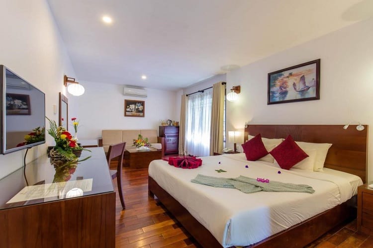 Vinh Hung Riverside Resort Hoi An Rooms
