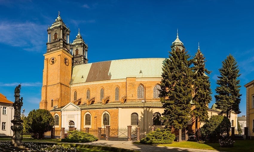 Cathedral Basilica of St. Peter and St. Paul Pozan