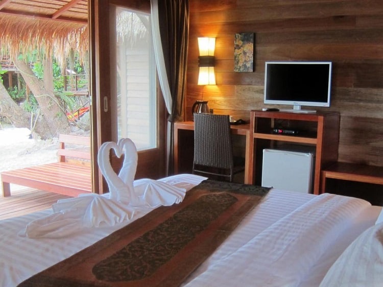 Best Koh Lipe Accommodation - Ten Moons Lipe Resort - Room