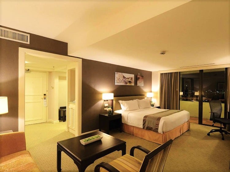 Hotel Equatorial - where to stay in Melaka - Room
