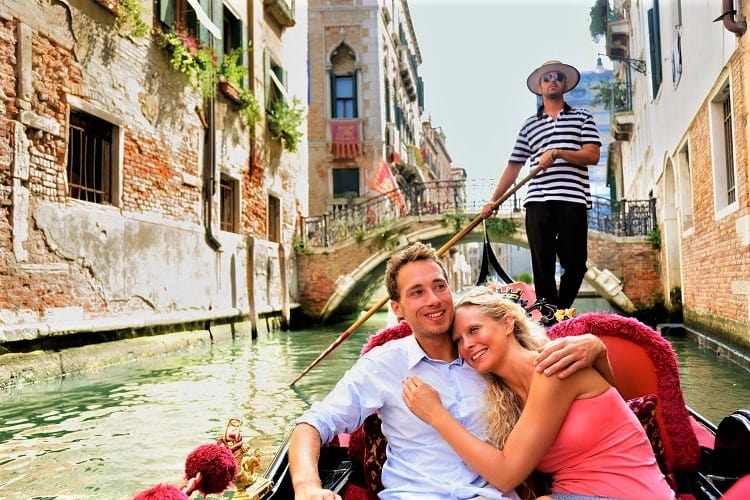 10 Most Romantic Things To Do In Venice In 2 Days