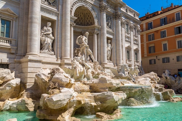 Trevi Fountain in Rome - Rome Weekend Itinerary