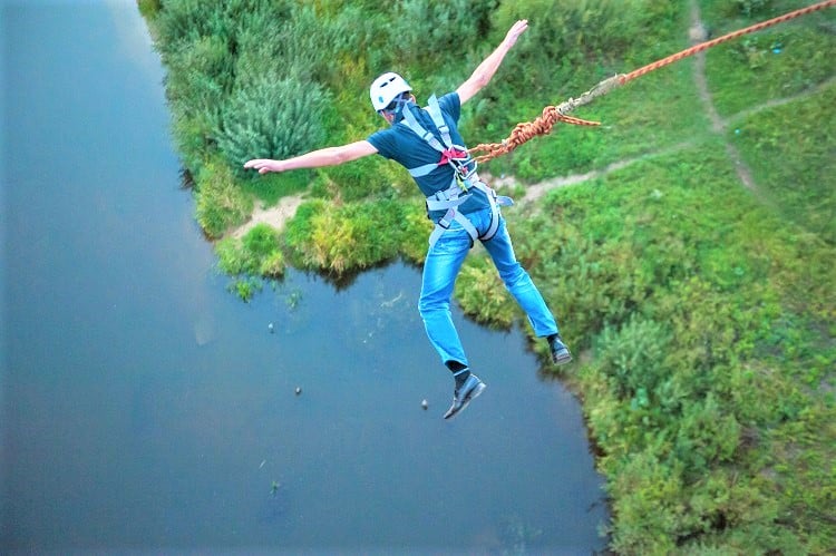 Fun Things to do in Phuket Thailand - Bungy Jumping