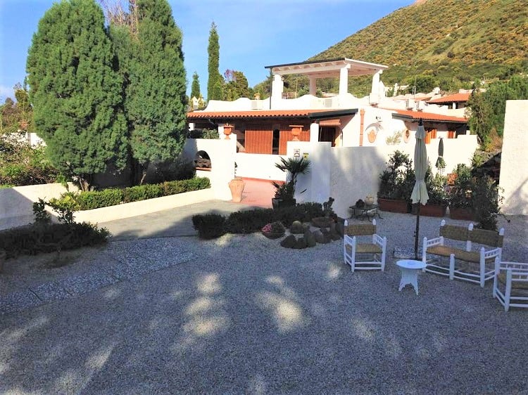 Casa Arcada - Best Accommodation on Vulcano Italy, view of the villa from the patio area