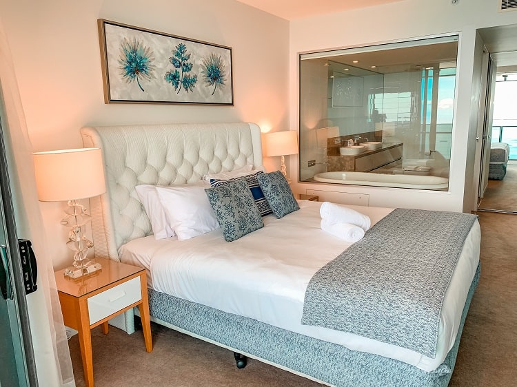 Peppers Soul Surfers Paradise Review - Main Bedroom 