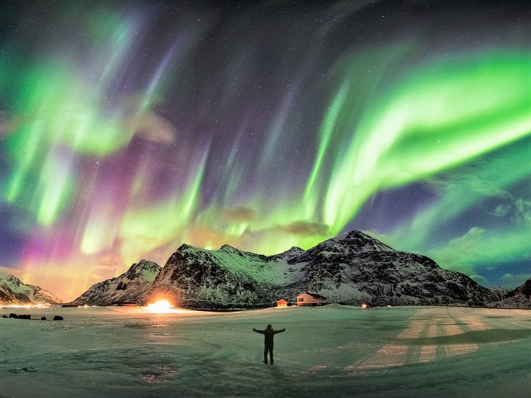 Northern Lights - Bucket-List Adventures with Poseidon Expeditions