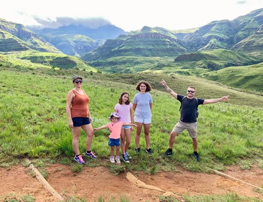 Hiking-is-a-fun-thing-to-do-in-Drakensberg