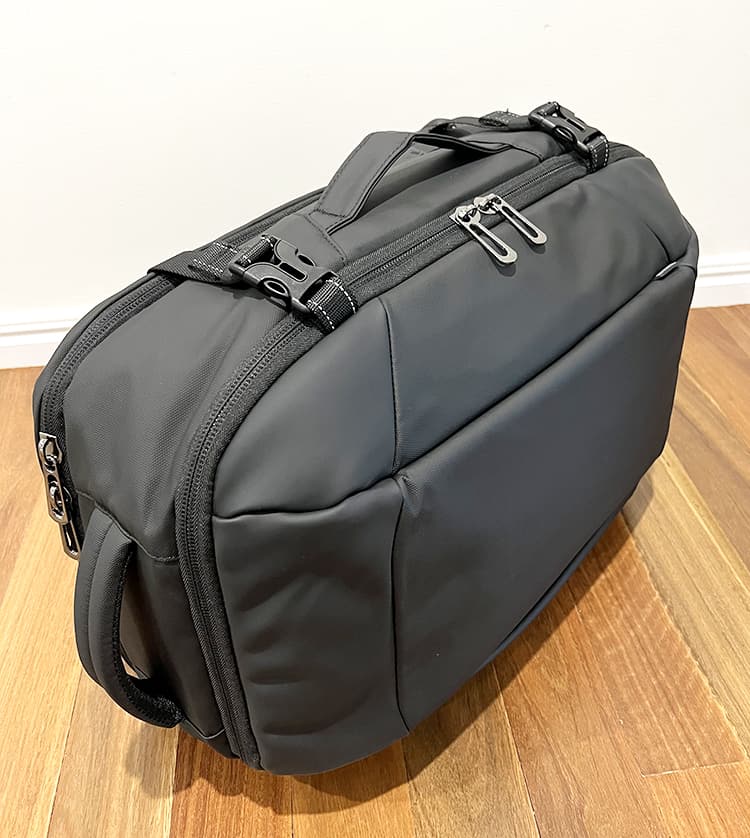OUTWALK 1.0 a Stylish Travel Back Pack Review - On the side view