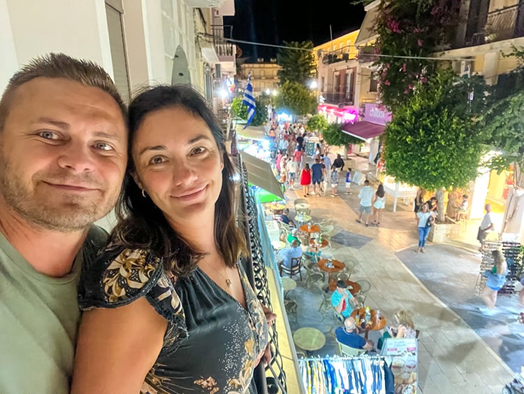 Things to do in Zakynthos - Zakynthos at night, couple on the balcony, old town