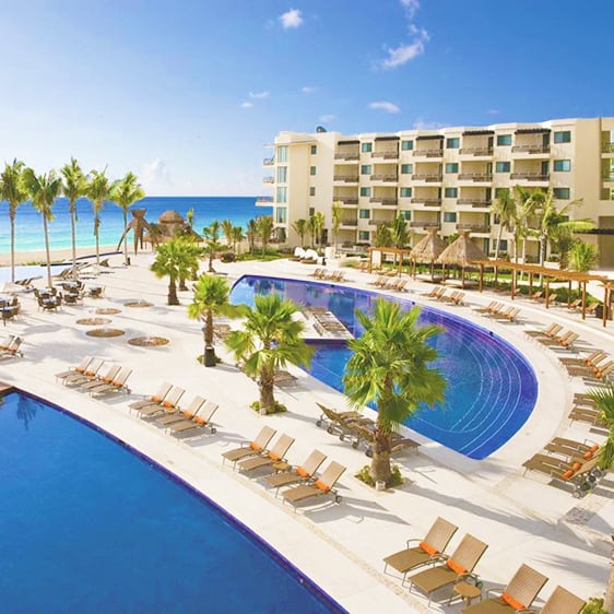 Best Dreams Resort for families in Cancun Mexico