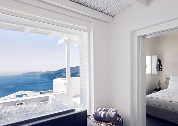 Cavo Tagoo Santorini, top hotels in Santorini with private pool, room and hot tub