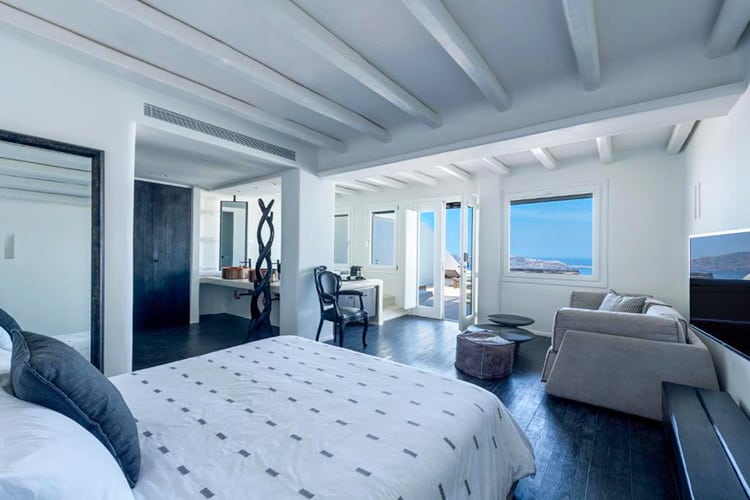 Cavo Tagoo Santorini, top hotels in Santorini with private pool, room