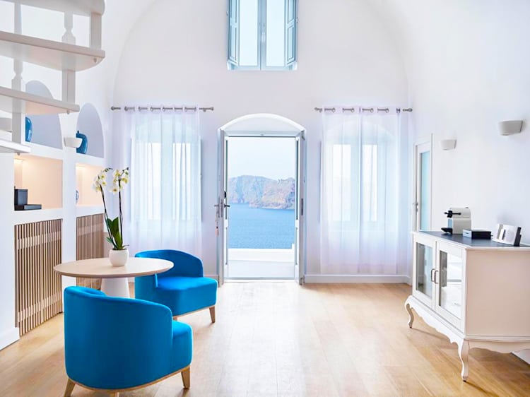 Katikies Hotel, best hotels in Santorini Greece with private pools, bedroom