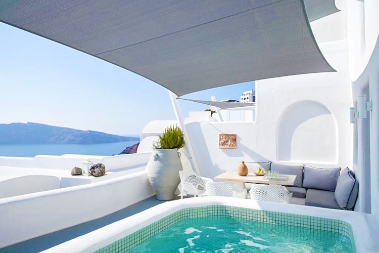 La Perla Villas and Suites, best hotels in Santorini with a private pool, hot tub