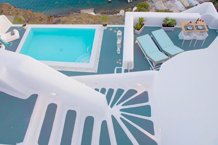 La Perla Villas and Suites, best hotels in Santorini with a private pool, private pool area