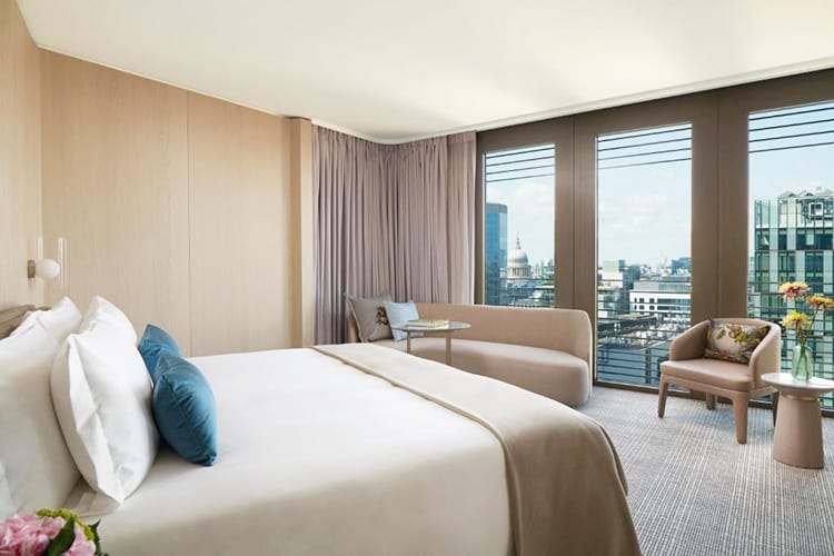 Pan Pacific London, UK, best rooftop pool hotels in London, deluxe city view room