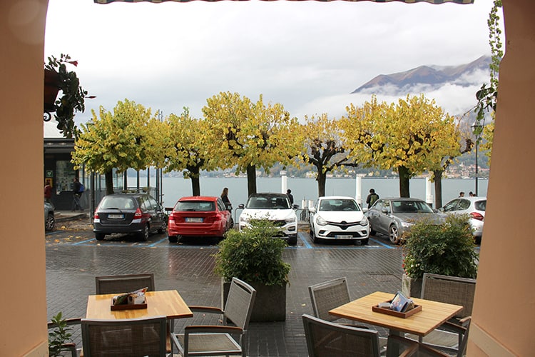 Parking in Lake Como