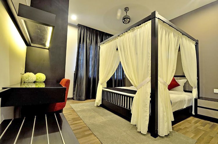 Plumeria Luxury Service Villa, best villas in Penang with private pools, Malaysia, bedroom