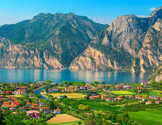 View of lake garda in italy for a comparison post about whether you should visit lake Garda or lake como