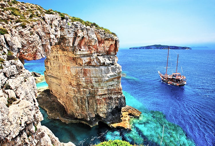 Best Boat Tours Zakynthos, Kamara Rock Arch, Trypitos Rock Arch, Greece