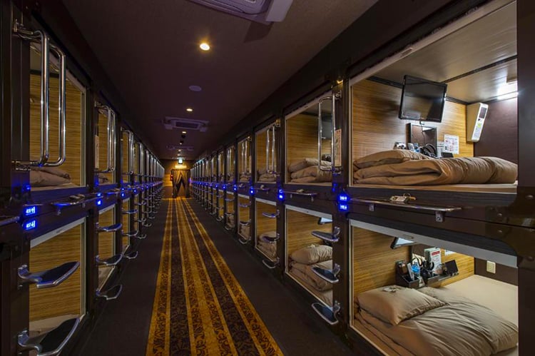 Capsule Hotel Anshin Oyado Premier Tokyo Shinjuku Station, best hotels with an onsen in Tokyo Japan, onsen