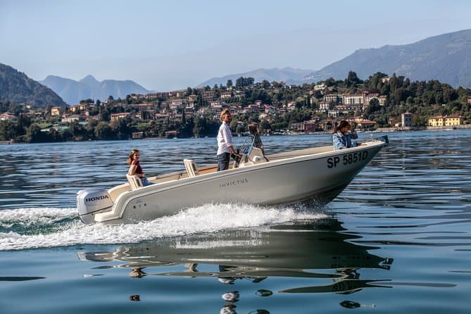 private lake como boat tour