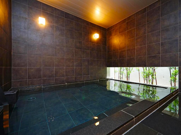 Super Hotel Shinjuku Kabukicho, best hotels in Tokyo Japan with an onsen, onsen close up