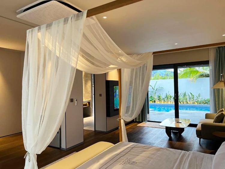 Looma Private pool villas, bedroom, Best hotels in Langkawi with private pools, Malaysia