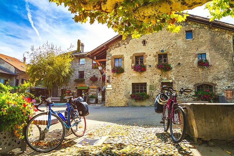 Countries near Switzerland- Italy, Yvoire