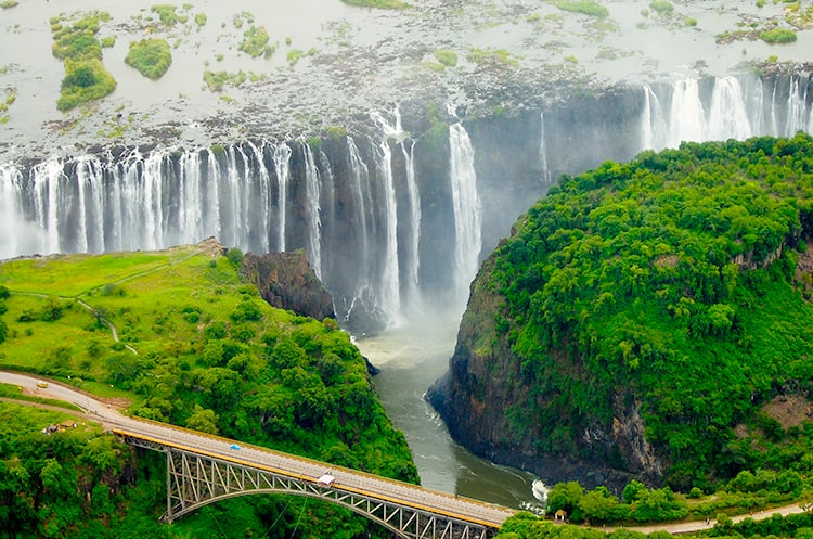 Best time to visit South Africa and Victoria Falls, start of the low season