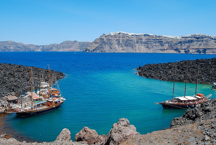 Cruise To Santorini’s Volcanic Islands