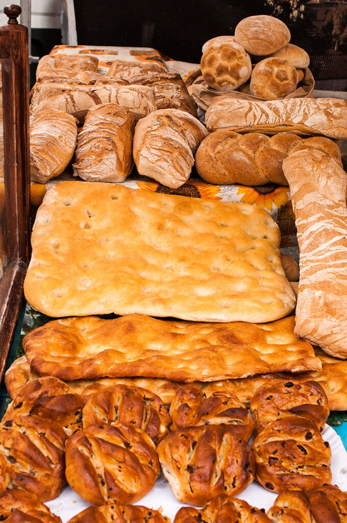 schiacciata and sweet bread in Florence