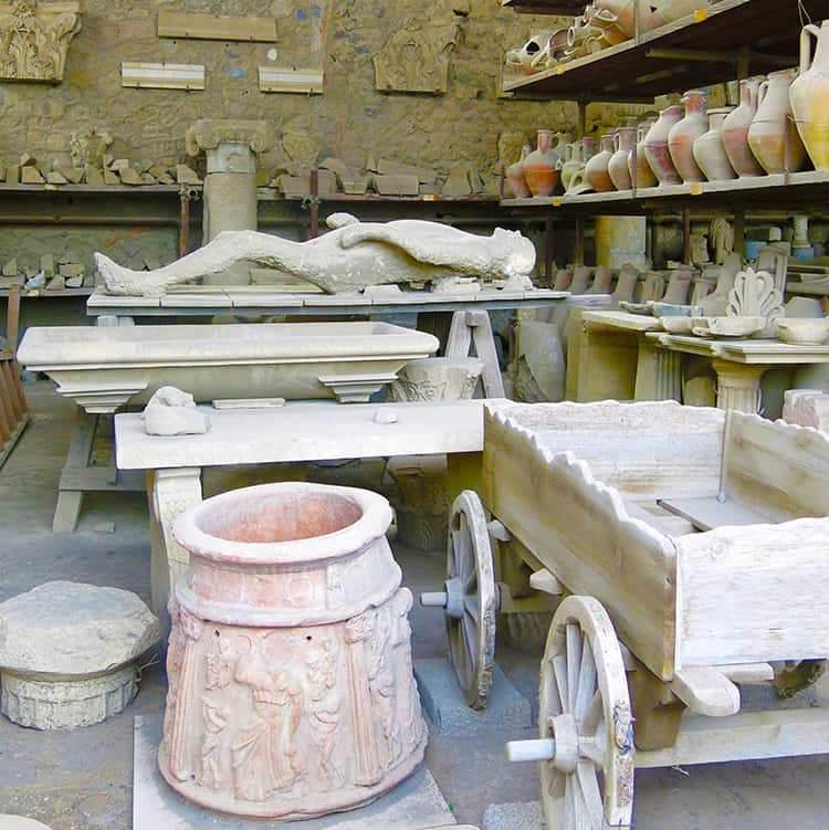 Best Pompeii Day Trips from Rome, remains of the Pompeii museum