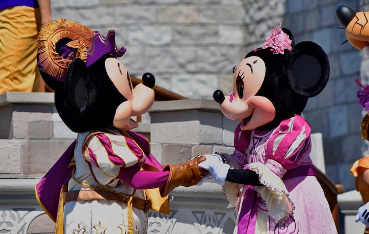 Mickey Mouse and Minnie Mouse Disney on a Budget