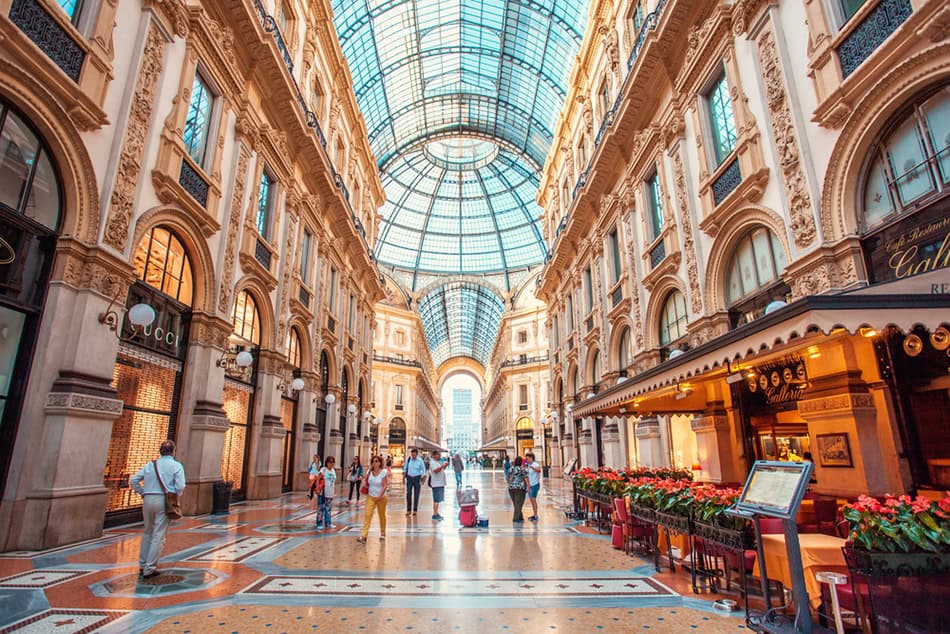 Fashion and Shopping in italy