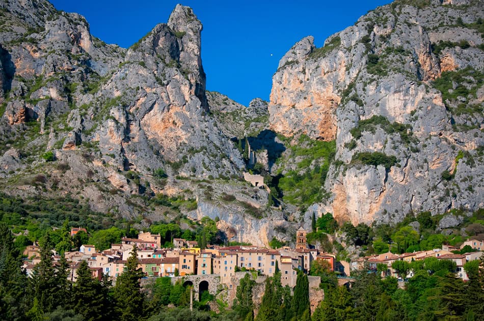 Moustiers-Sainte-Marie, Provence-Alpes-Côte d'Azur