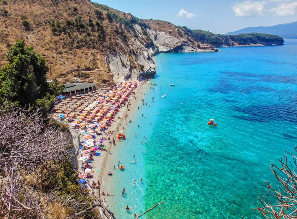 Pasqyra Beach (Mirror Beach), Albania