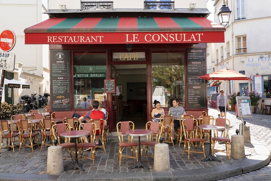 Restaurant in Paris France