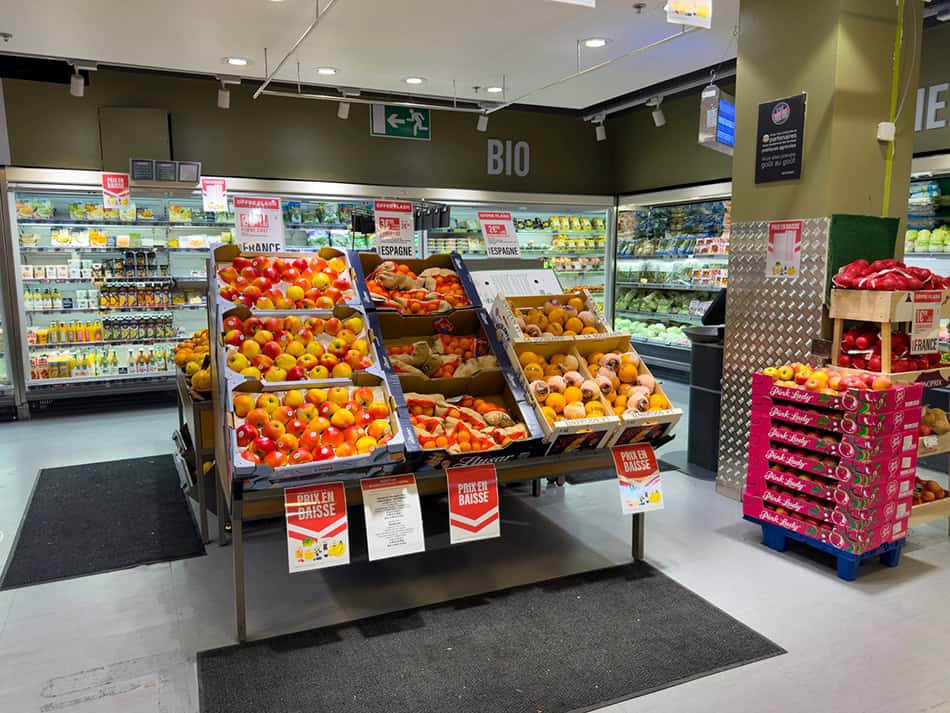 Paris,France grocery shops